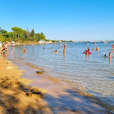 Apartamento Bezaubernde Mit Gemeinsamem Pool Privlaka (Zadar)