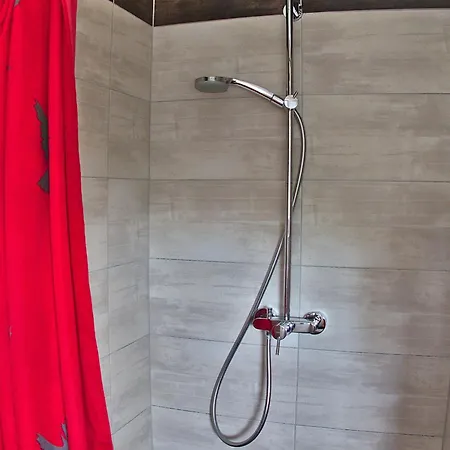Bezaubernde Mit Gemeinsamem Pool Apartment Privlaka (Zadar)